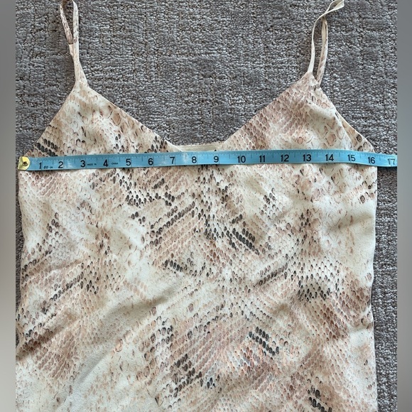 L'AGENCE Jane Blush and Cream Snake Print Camisole, 100% Silk, Size XS - Picture 8 of 14